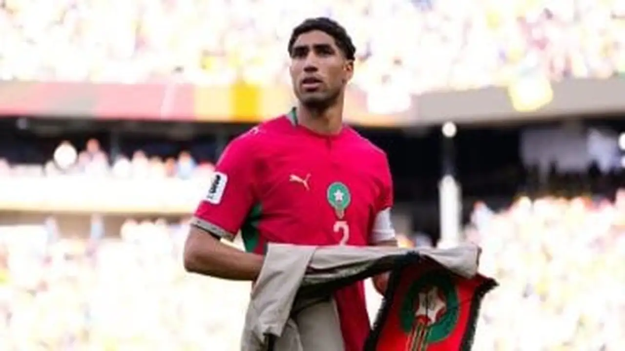 حكيمي يؤكد: واجهنا مرشحاً قوياً للقب، والمستقبل واعد لأسود الأطلس